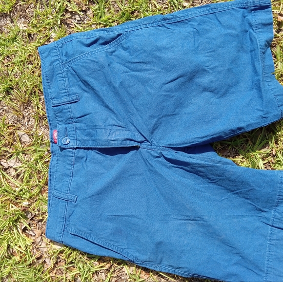 Chino shorts - Picture 1 of 3